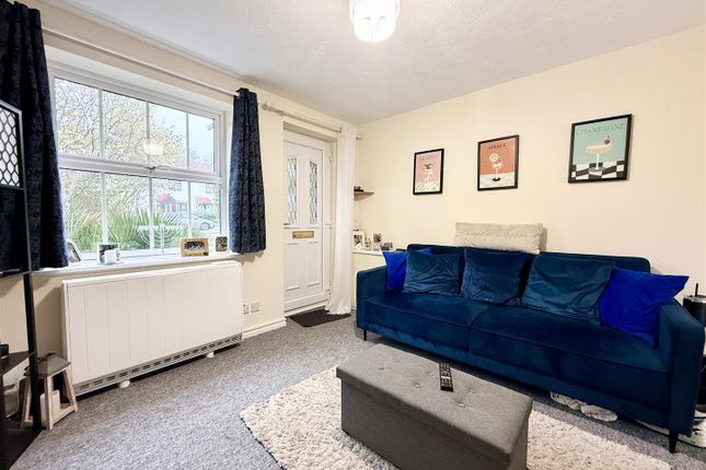 57, Haileybury Gardens, Southampton photo 5