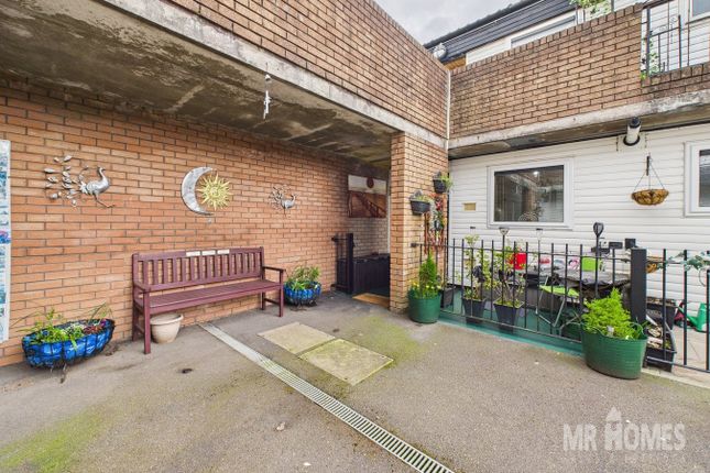 1-bed flat on Flat 12, Hewell Court, Cardiff, £120,000