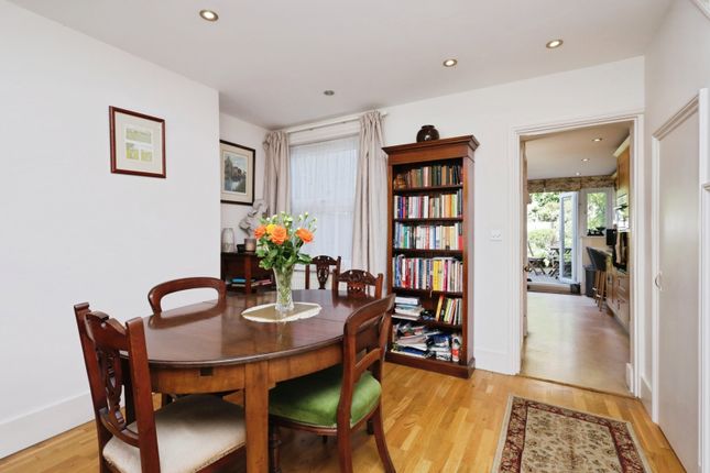 29, New Road, Uckfield photo 3
