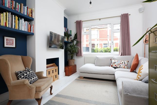 19 Ashgrove Avenue, Bristol photo 4