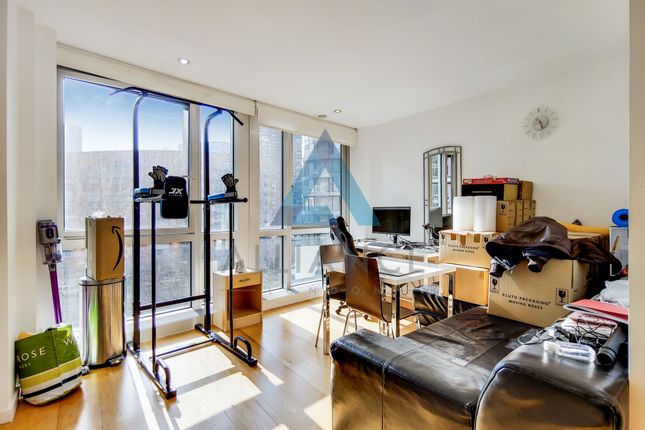 Studio to rent in Ontario Tower, 4 Fairmont Avenue, London