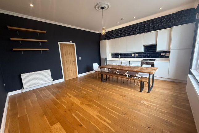 Flat 2, 38, East Dulwich Road, London photo 3