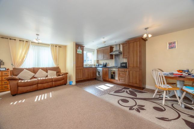 Flat 32, Jordan Hill,, Gawber Road, Barnsley photo 2