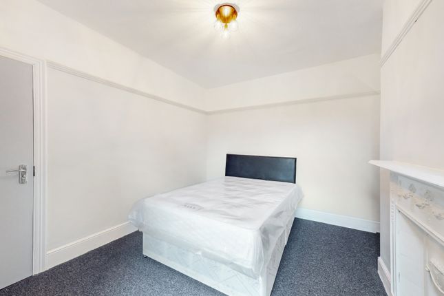 Bedroom 4, 20 Kingston Road - 1Ddig8Lvdytwwcgpgy8A