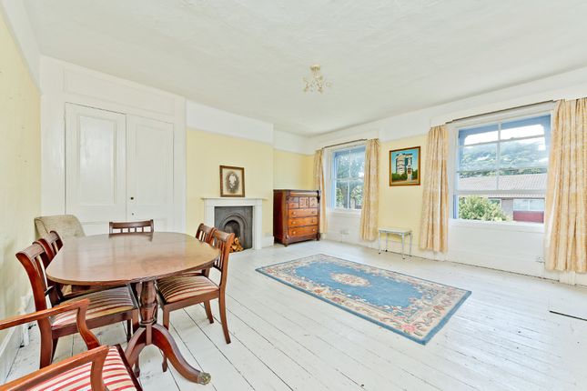 70, Claremont Road, Surbiton photo 2
