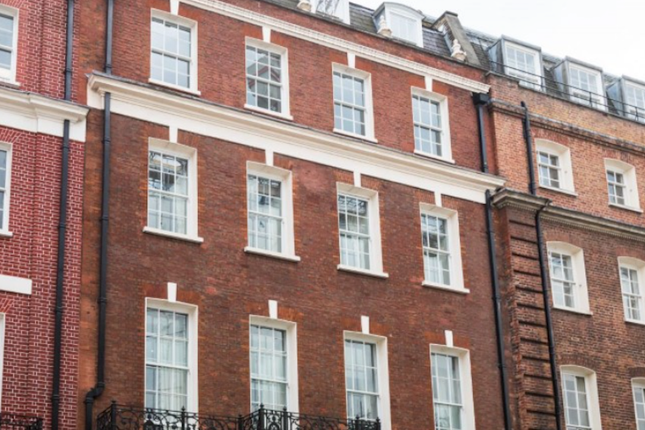 Office to let in Grosvenor Street, London