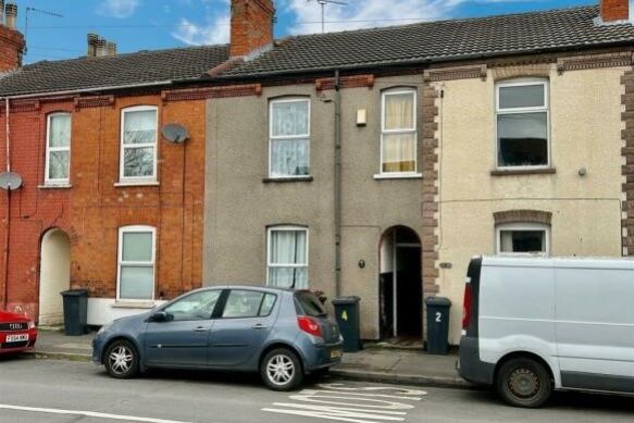 Terraced house for sale in Scorer Street, Lincoln, Lincolnshire