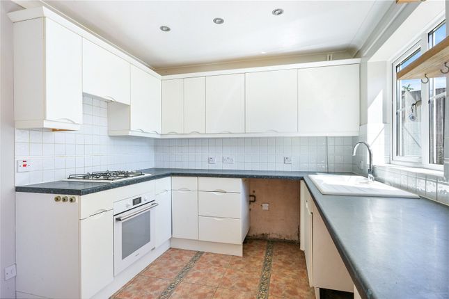 1 Barlavington Way, West Sussex photo 4