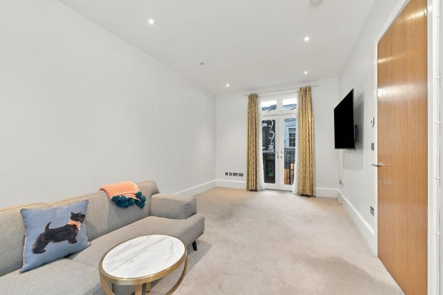 Pembridge Road, London photo 4