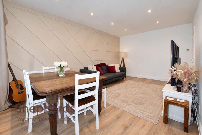 20, Bonney Grove, Goffs Oak photo 4