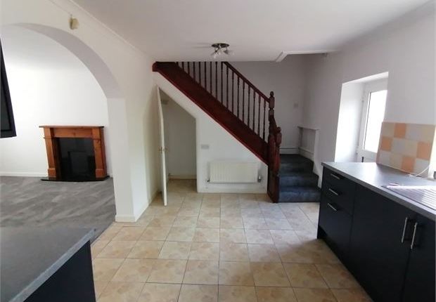 3, Elizabeth Street, Pentre photo 3