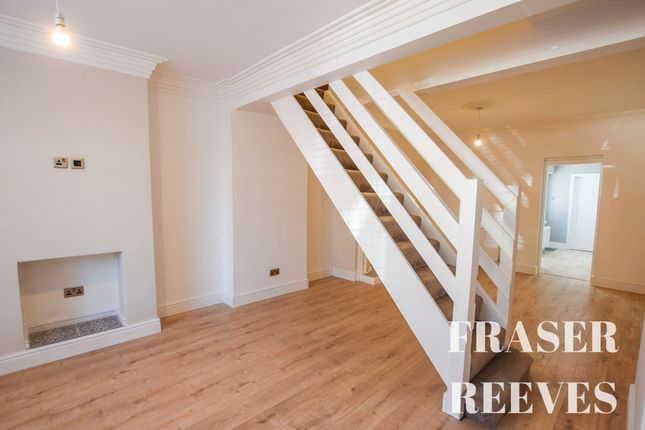 4, Alpine Street, Newton-Le-Willows photo 2