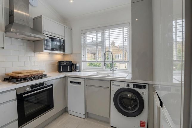 15a, Westminster Drive, Westcliff-On-Sea photo 3