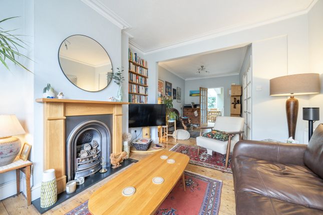 51, Falkland Road, Barnet photo 2