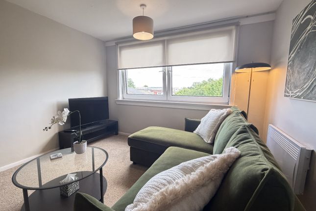 20, Ivanhoe, East Kilbride photo 2