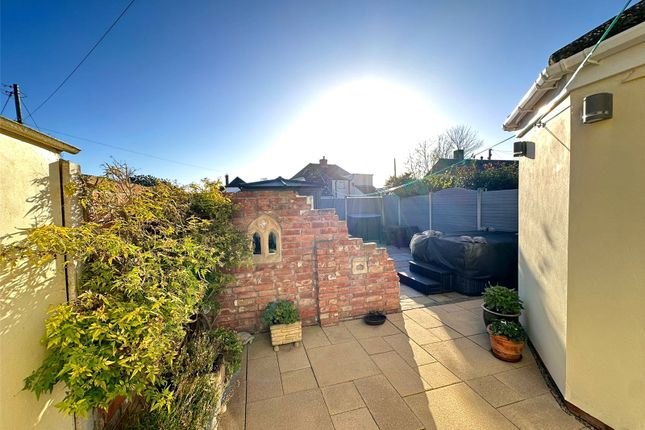 4, Grove Road, Highbridge photo 3