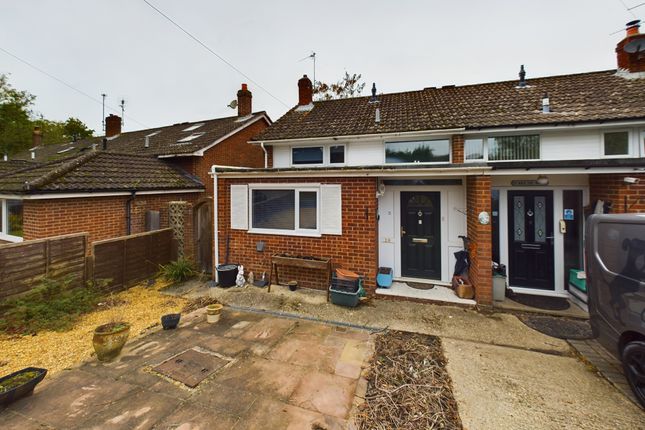 End terrace house for sale in Fairlawn Road, Tadley