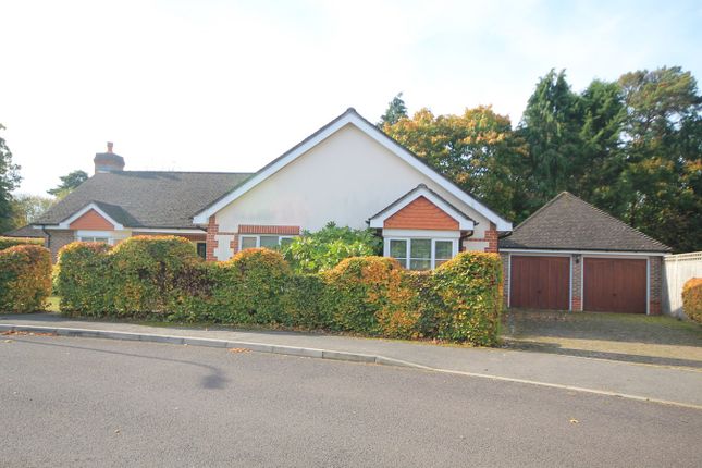 4 Bed Detached Bungalow For Sale In Heather Gardens Newbury Rg14