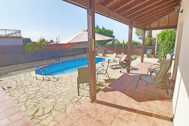 Villa for sale in Kathikas, Pafos, Cyprus