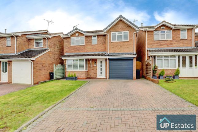 Detached house for sale in Surrey Close, Stockingford, Nuneaton