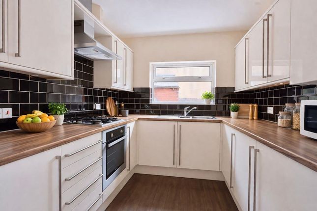 103 Broomspring Lane, Sheffield photo 2