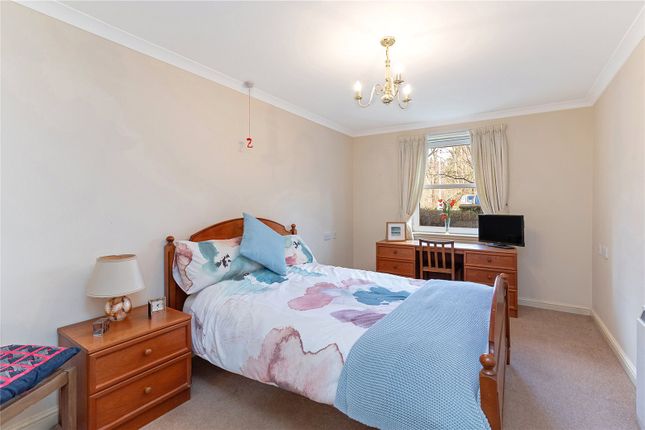 Flat for sale in Kenmure Drive, Bishopbriggs, Glasgow, East Dunbartonshire