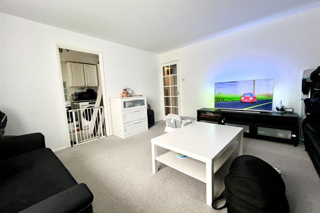 Thumbnail Flat to rent in Berdan Court, George Lovell Drive, Enfield