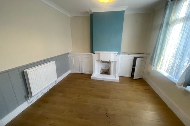 48, James Street, Sheerness photo 3