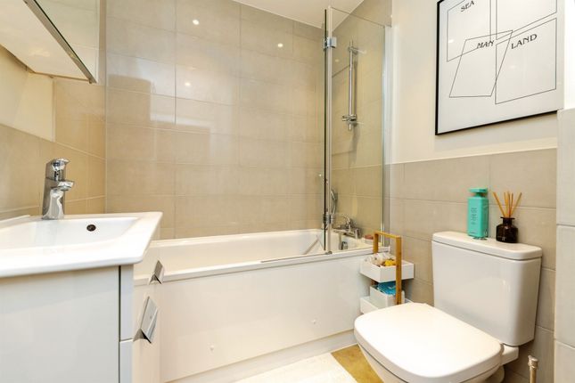 Flat 21, Empire House, Bessemer Road, Welwyn Garden City photo 4