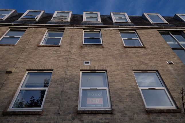 Flat 6, Nya Court, St. Austell photo 2