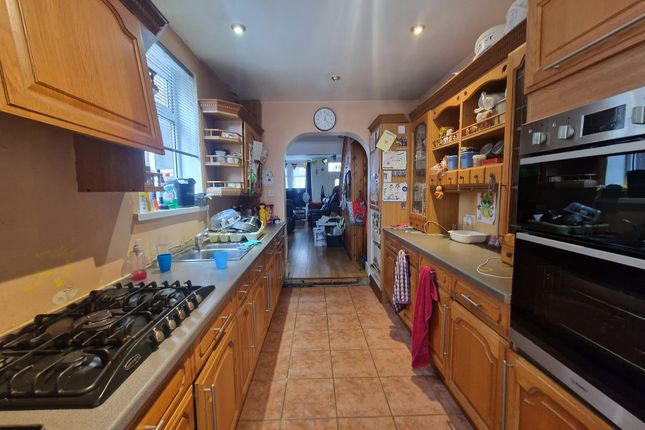 69, Belmont Road, Harrow photo 4