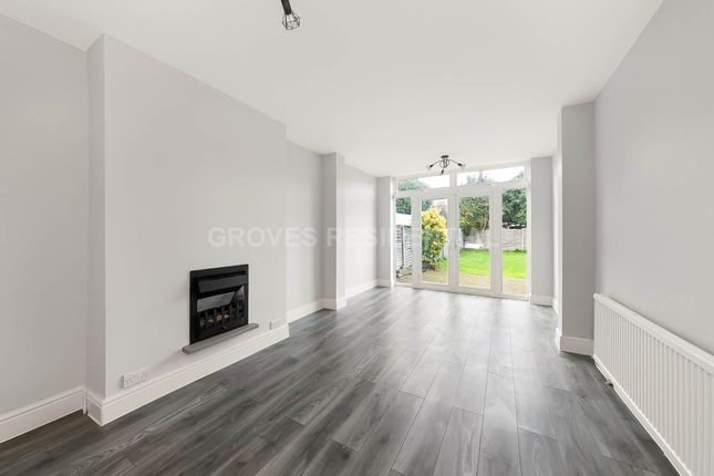 14, Van Dyck Avenue, New Malden photo 3