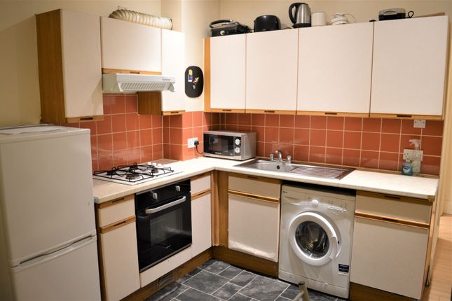 358, Walworth Road, Elephant & Castle photo 3