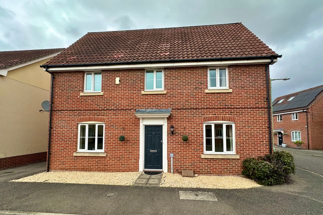 Detached house to rent in Bramble Walk, Red Lodge, Bury St. Edmunds