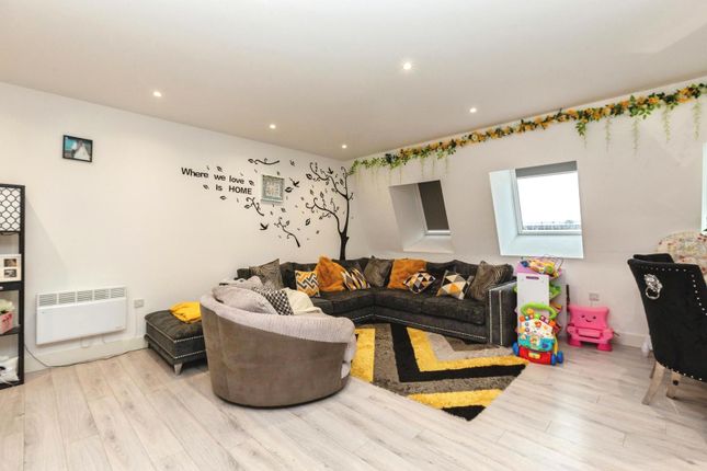 314, Alton Mews, Buckinghamshire photo 2