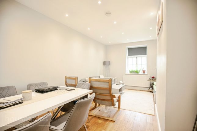 Flat 38, The Priory, Haywards Heath photo 4