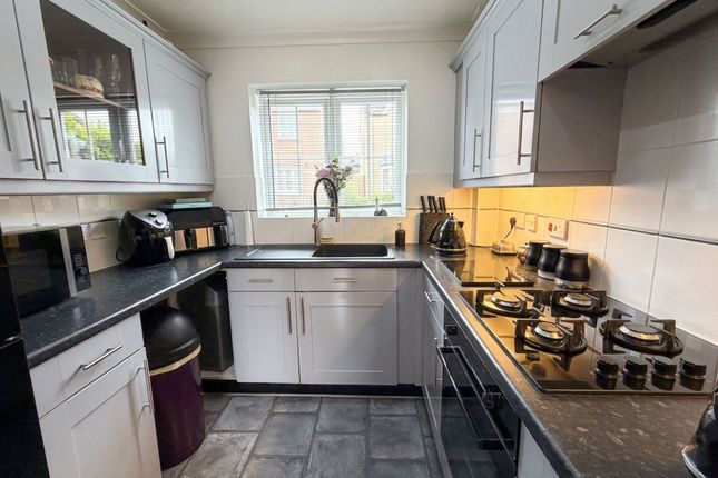 53 Cavendish Way, Grantham photo 3
