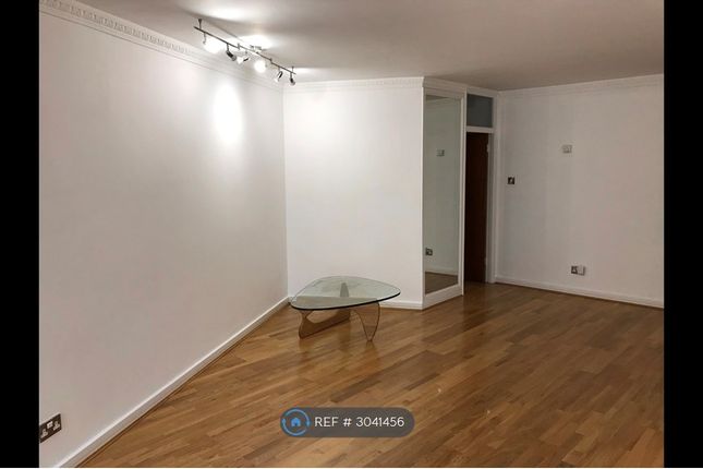Flat, Alder Lodge Stevenage Road, London photo 4