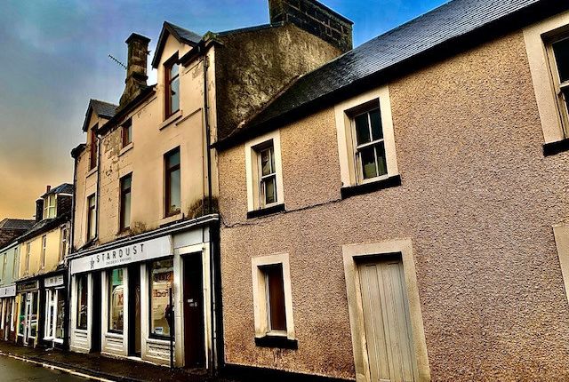 Thumbnail Flat for sale in Waterside Street, Strathaven