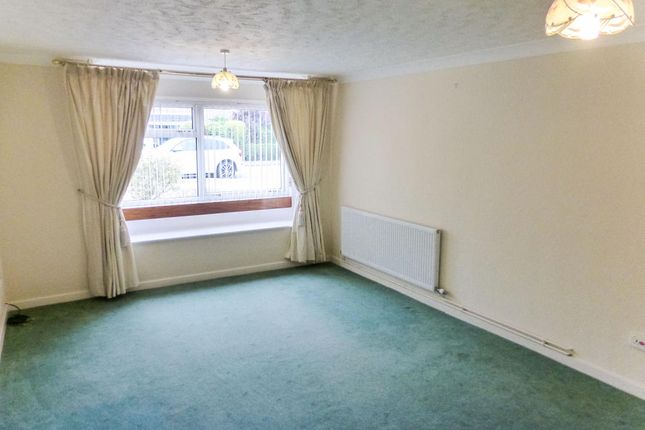 25, Bush Lane, Wisbech photo 2