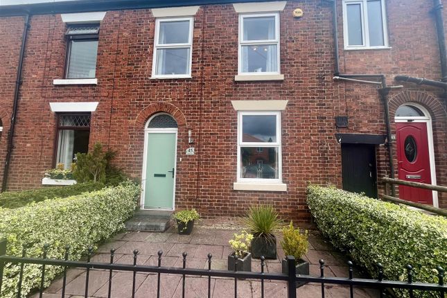 Thumbnail Terraced house for sale in Park Lane, Sandbach