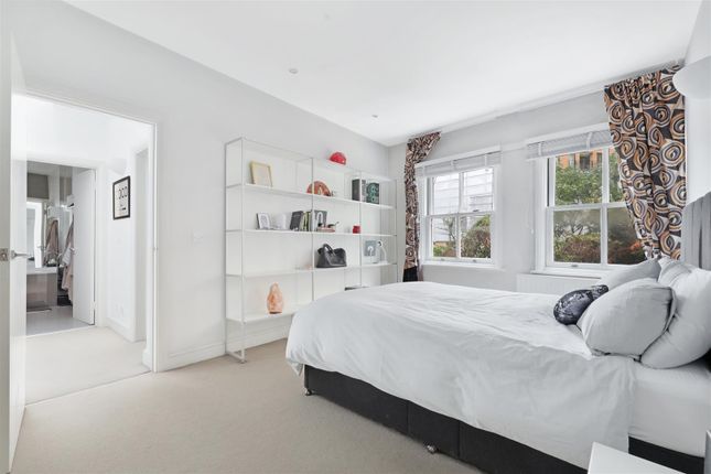 Mews house for sale in Mcleods Mews, London