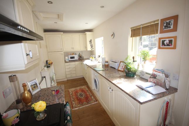 Terraced house to rent in Granville Terrace, Otley