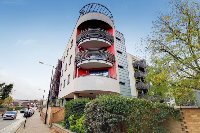 Thumbnail Flat for sale in Crown Dale, Upper Norwood, London, Greater London