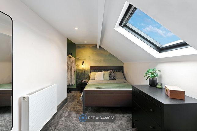 Barleyhill Road, Garforth, Leeds photo 2