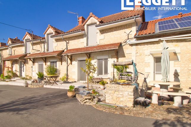 Thumbnail Villa for sale in Richelieu, Indre-Et-Loire, Centre-Val De Loire