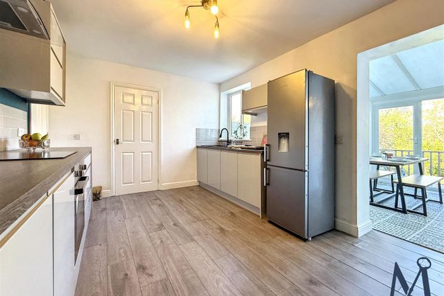 17, Grove Road, Coalville photo 3