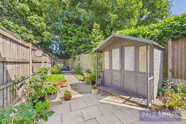 11, Aspen Place, Manchester photo 2