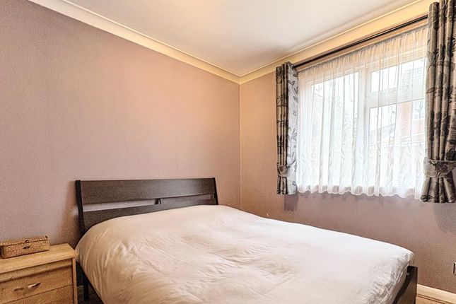 2, Allhallows Road, London photo 2