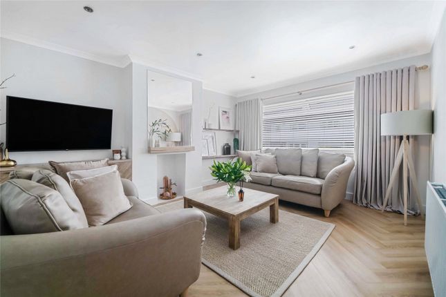33, Kiniver Drive, Glasgow photo 2